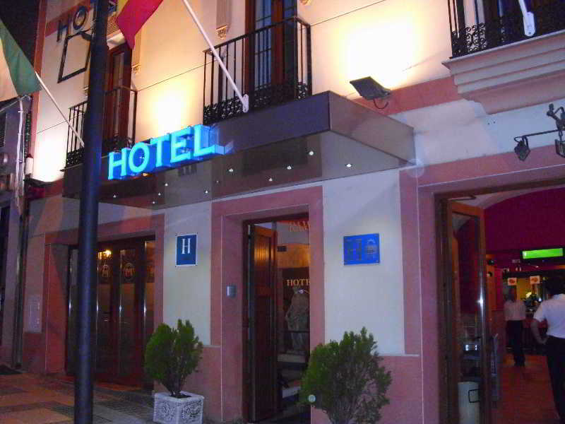 Hotel Rambla Emerita, Centro Ciudad เมรีดา ภายนอก รูปภาพ